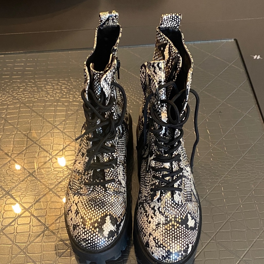 Black and White Snake Print Women's Boots